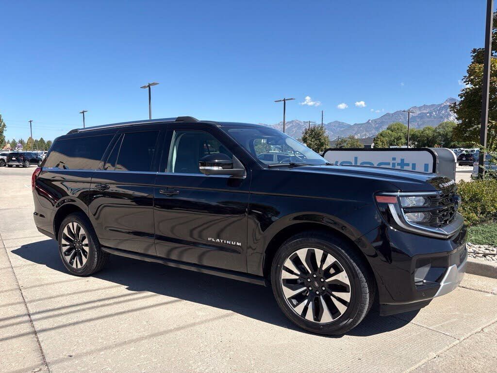 2025 FORD Expedition