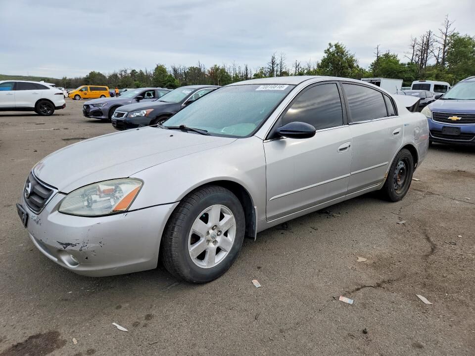 2002 NISSAN Altima