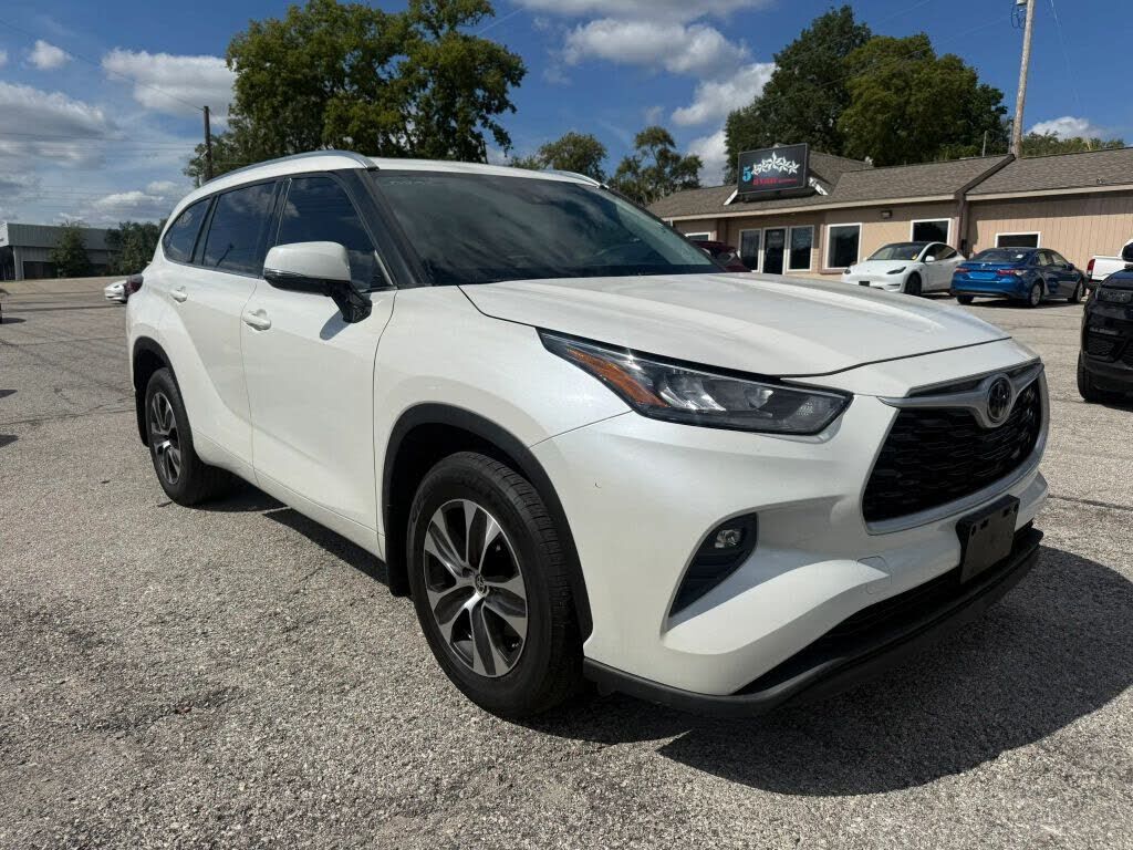 2020 TOYOTA Highlander