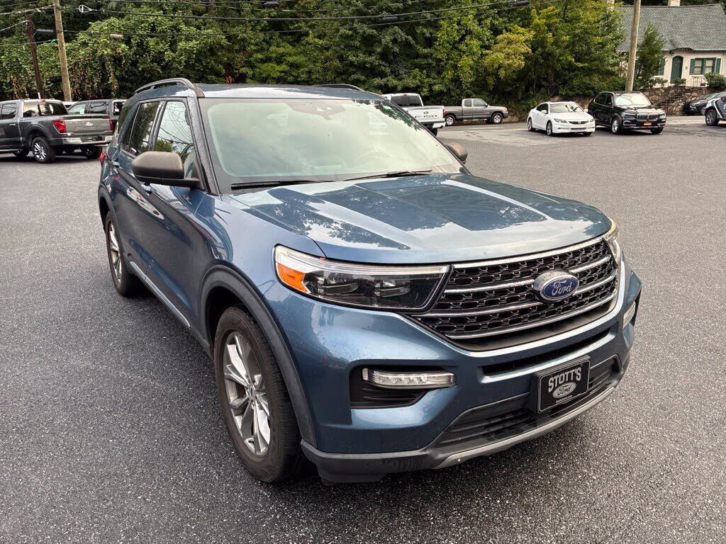 2020 FORD Explorer