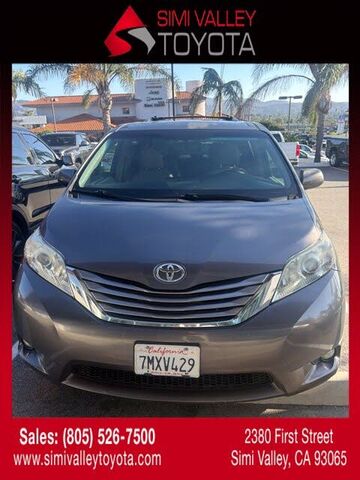2015 TOYOTA Sienna