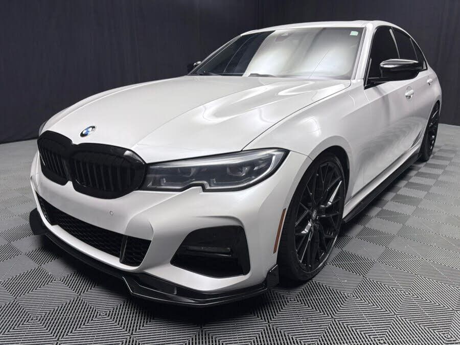 2021 BMW 330i