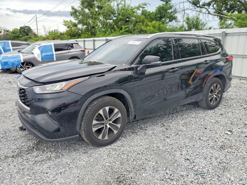 2020 TOYOTA Highlander