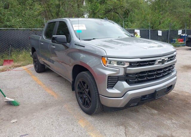 2024 CHEVROLET Silverado