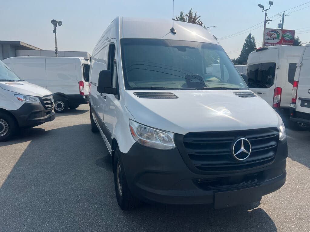 2025 Mercedes-Benz Sprinter
