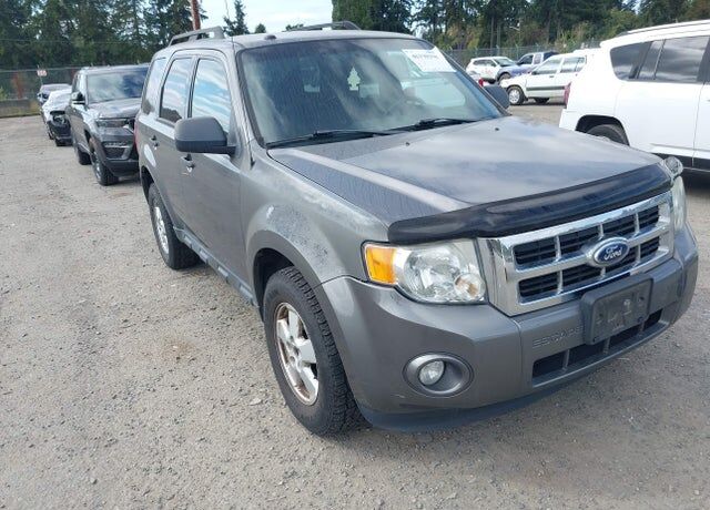 2011 FORD Escape