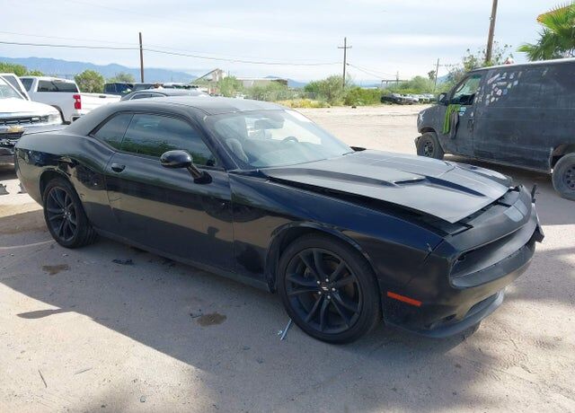 2017 DODGE Challenger