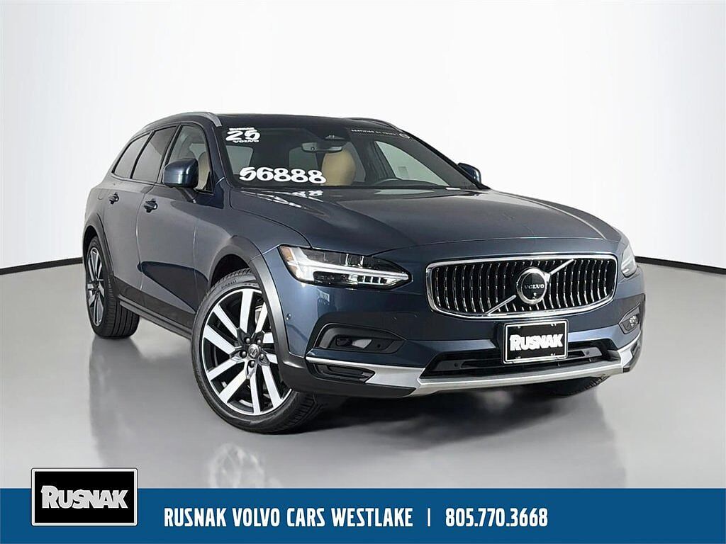 2025 VOLVO V90CC