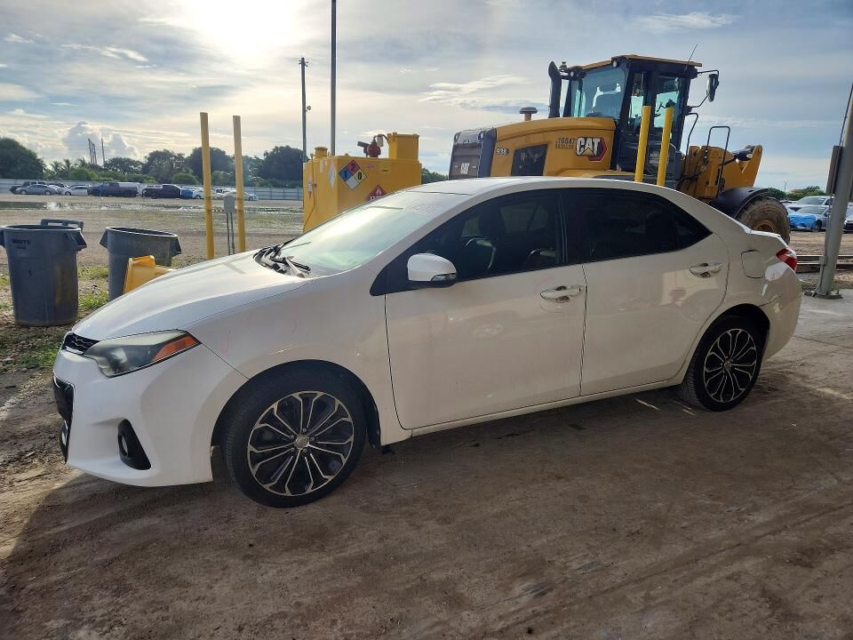 2016 TOYOTA Corolla