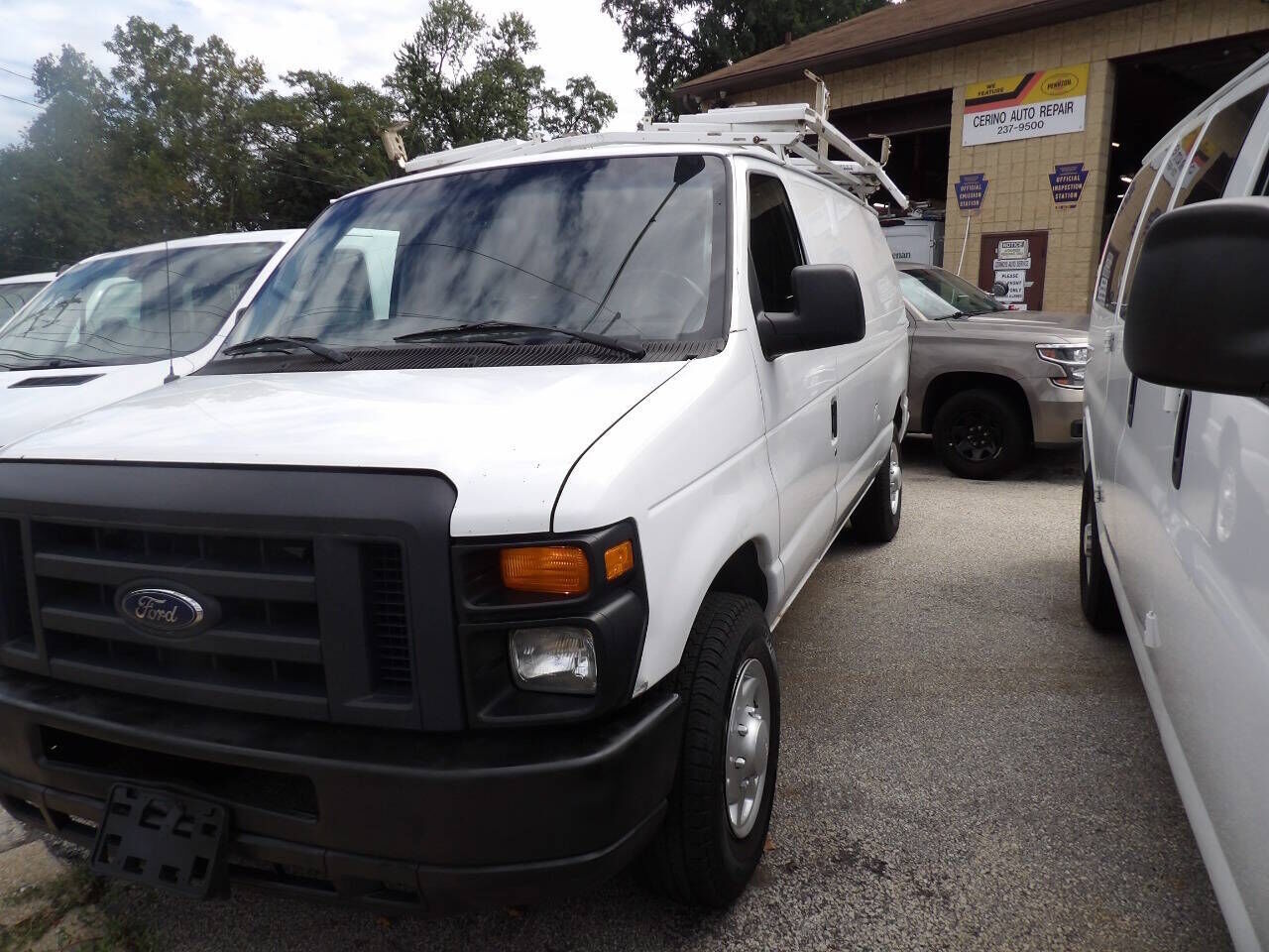 2014 FORD E-250