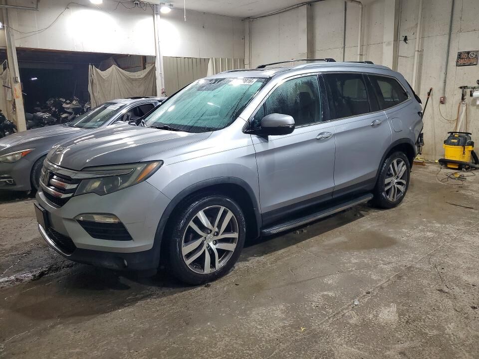 2016 HONDA Pilot