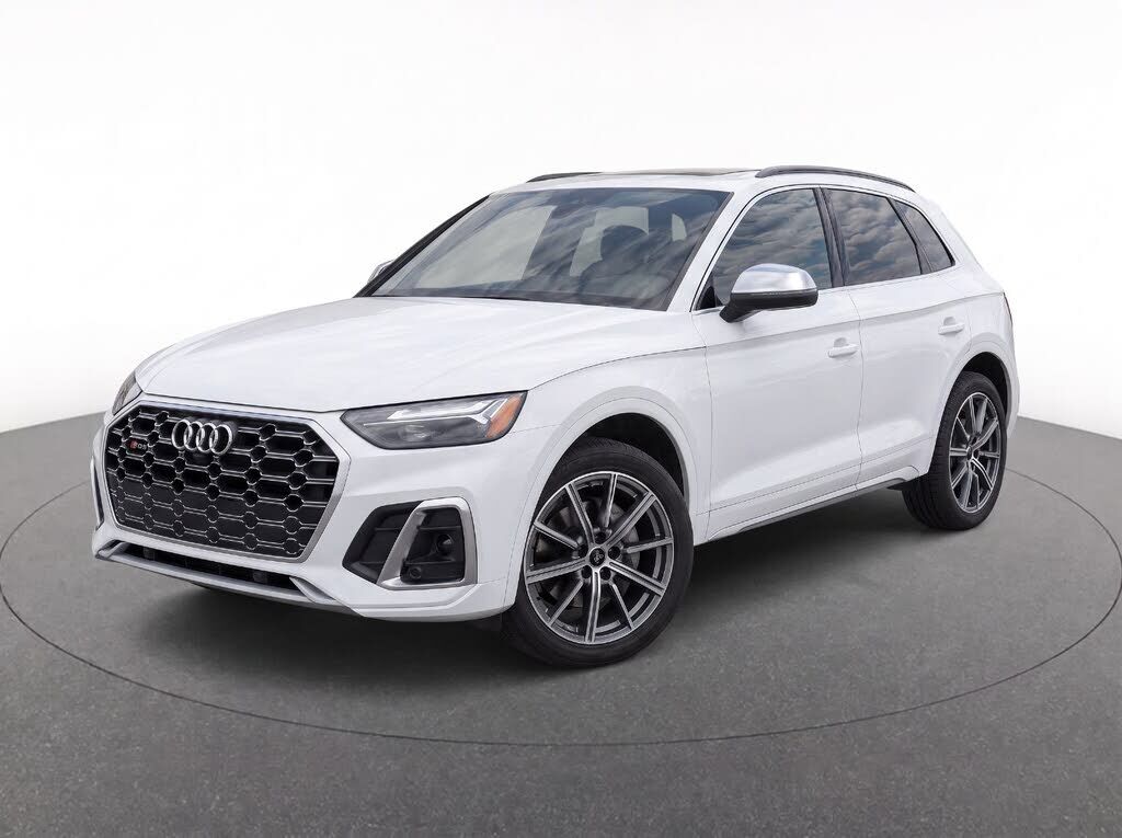 2024 AUDI SQ5