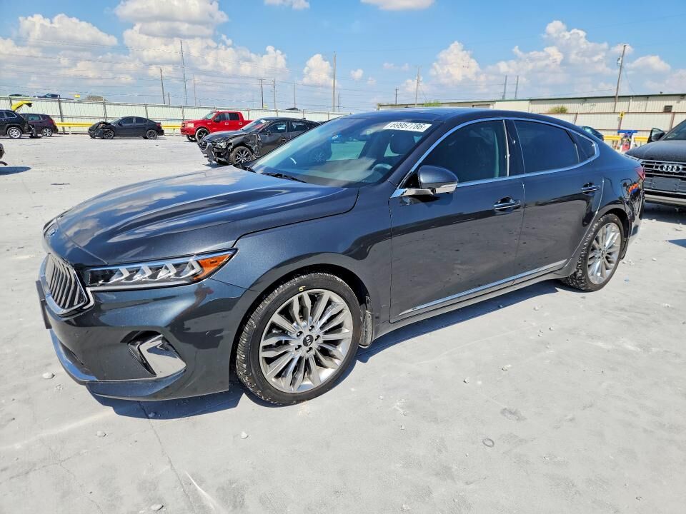 2020 KIA Cadenza