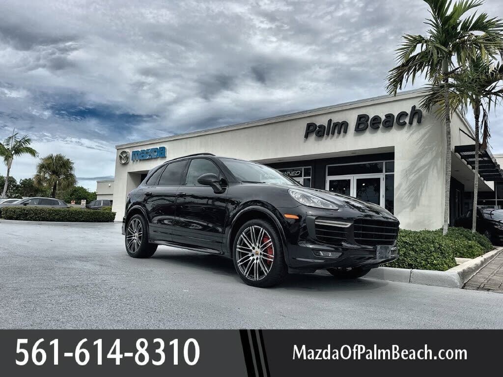 2016 PORSCHE Cayenne