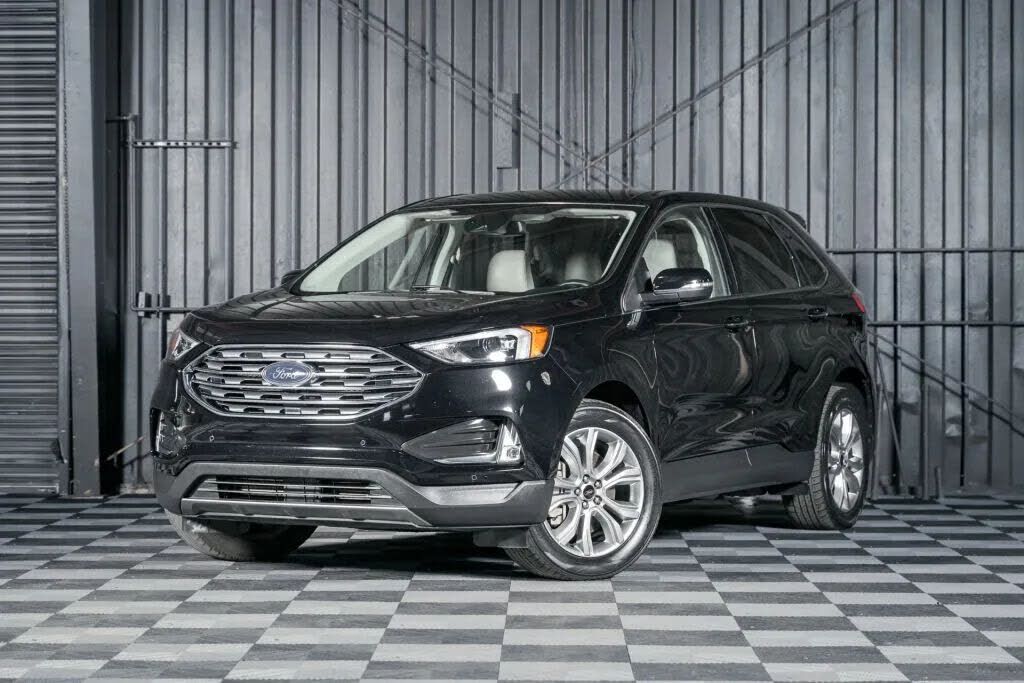 2023 FORD Edge