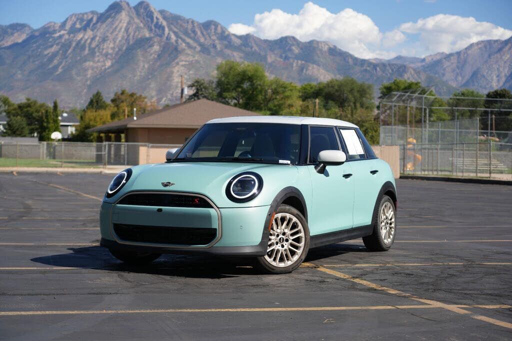 2025 MINI Hardtop