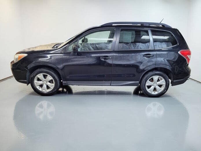 2014 SUBARU Forester