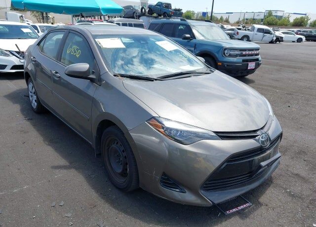 2018 TOYOTA Corolla