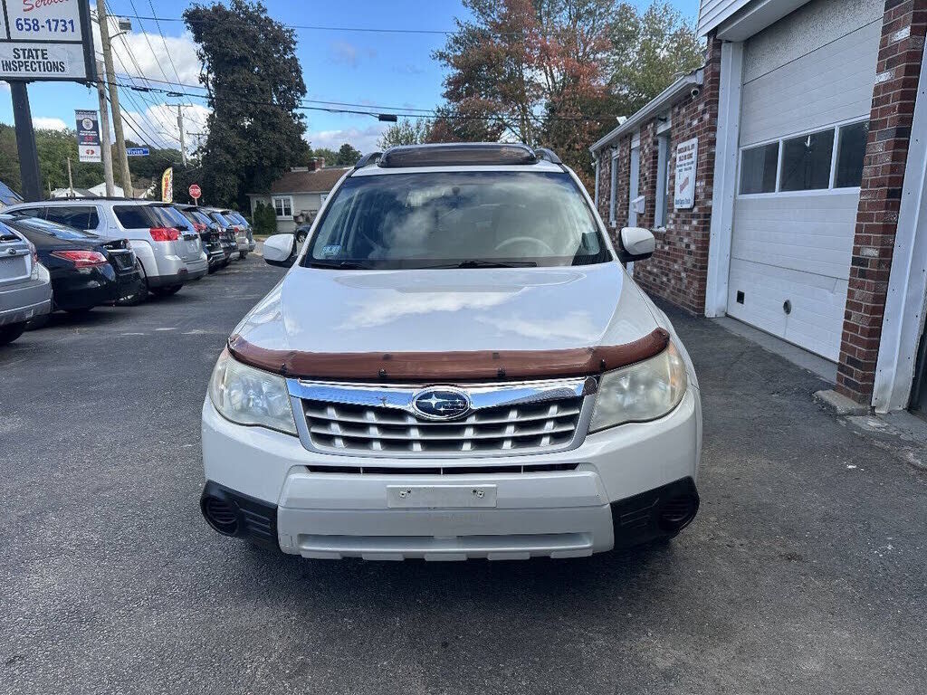 2011 SUBARU Forester