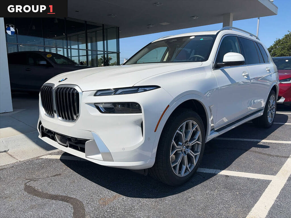 2027 BMW X7