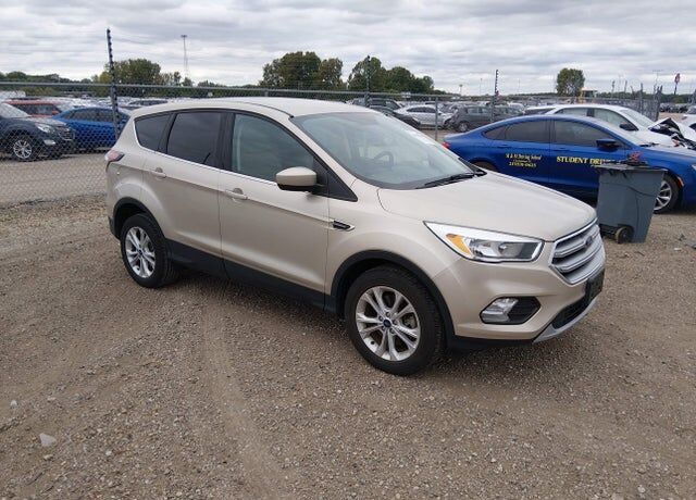 2017 FORD Escape