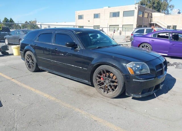 2006 DODGE Magnum