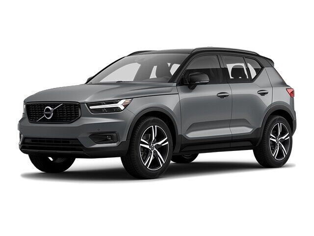 2020 VOLVO XC40