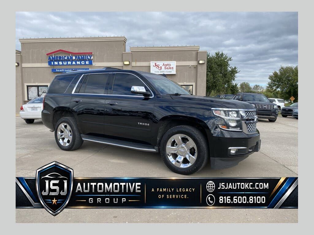 2017 CHEVROLET Tahoe