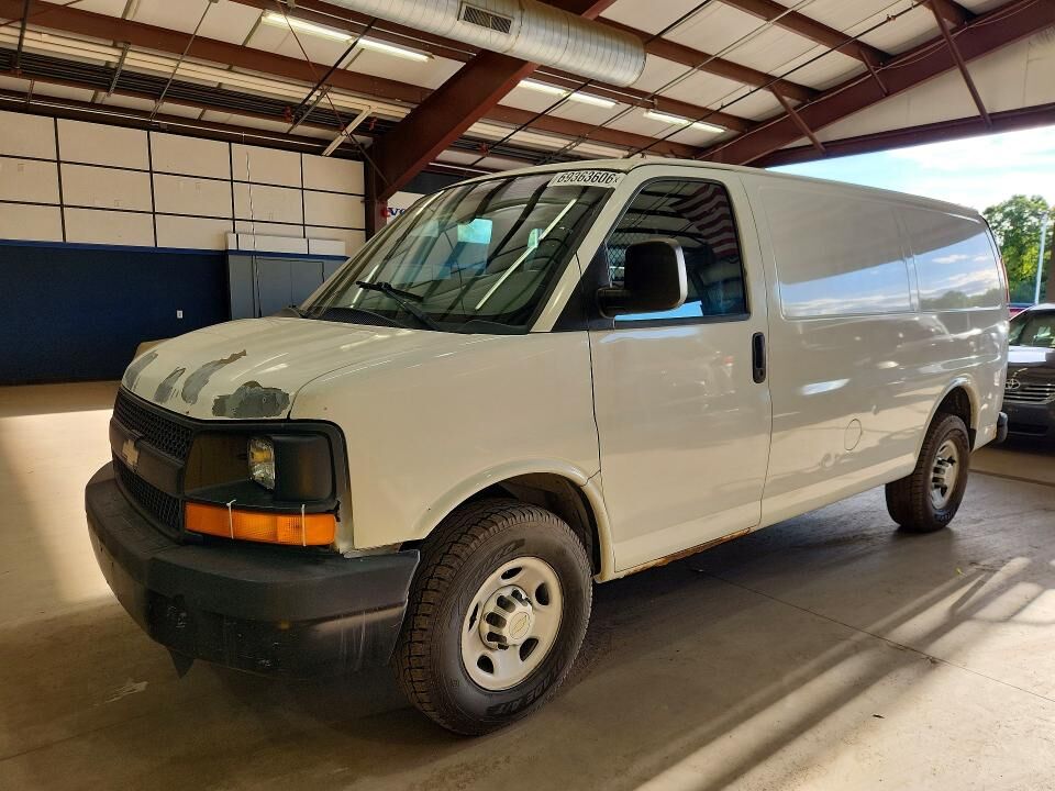 2011 CHEVROLET Express