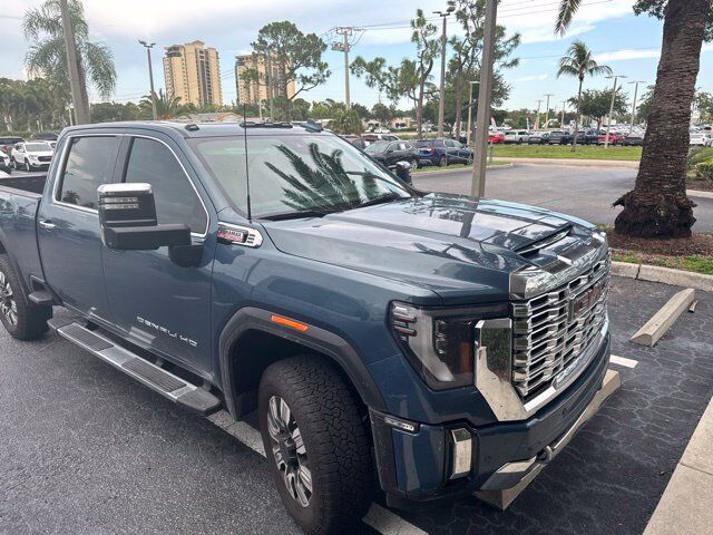 2025 GMC Sierra HD