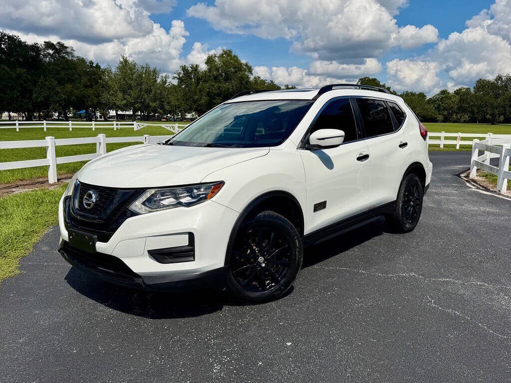 2017 NISSAN Rogue