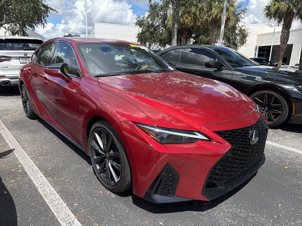 2025 LEXUS IS