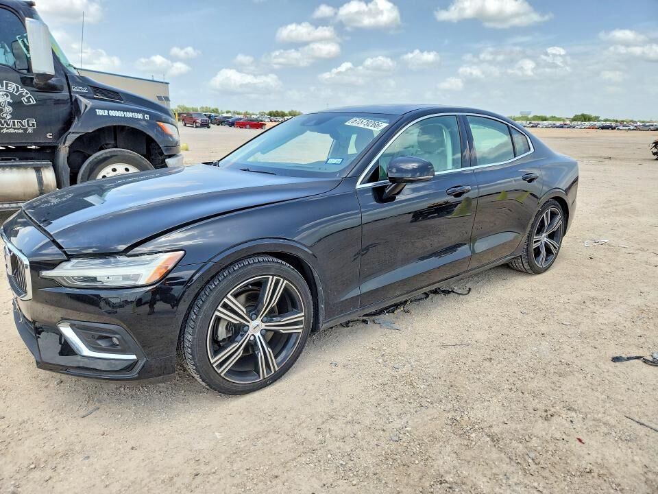 2019 VOLVO S60