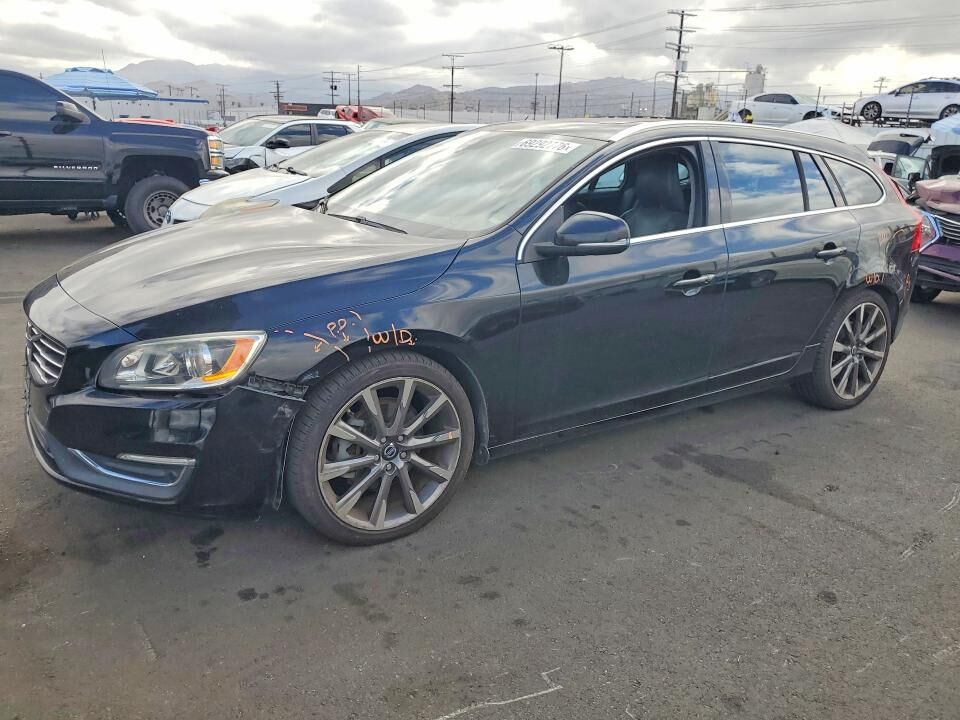 2015 VOLVO V60