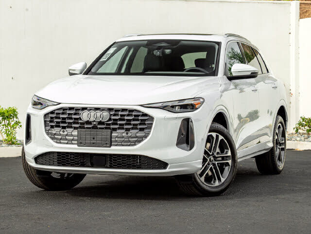2026 AUDI Q5
