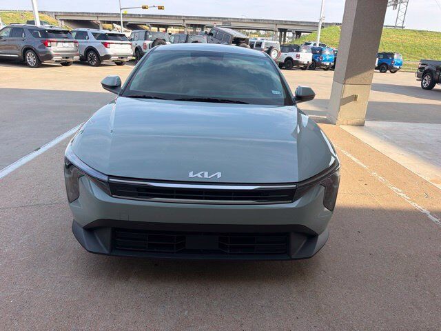 2025 KIA K4