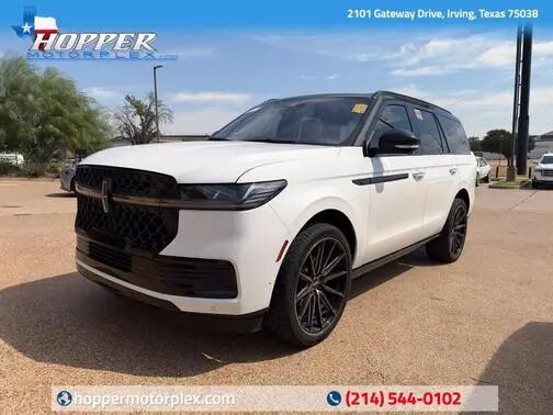 2025 LINCOLN Navigator