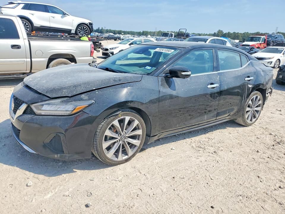 2022 NISSAN Maxima