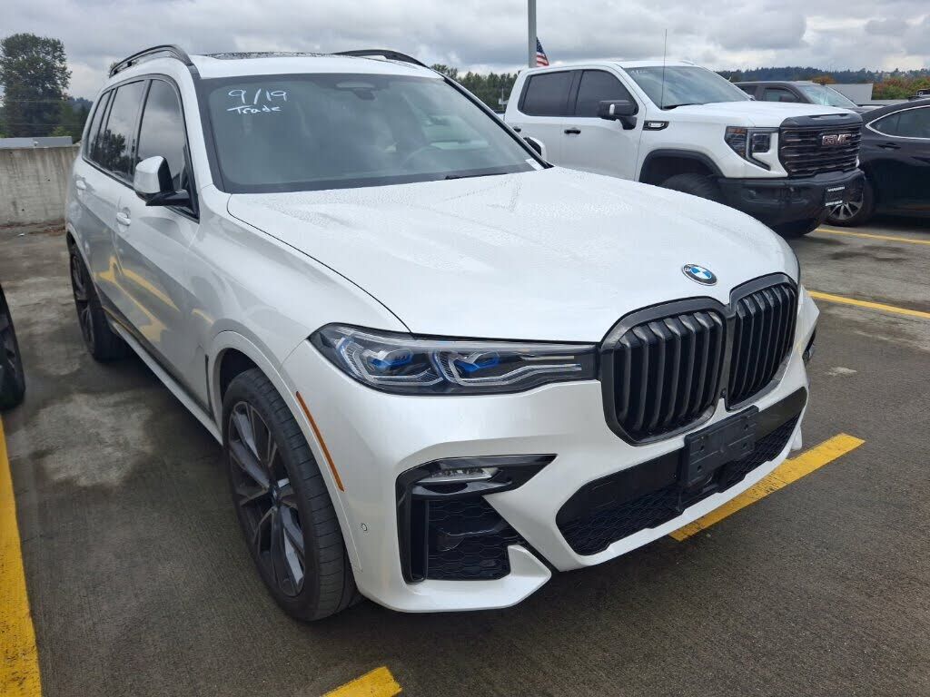 2021 BMW X7