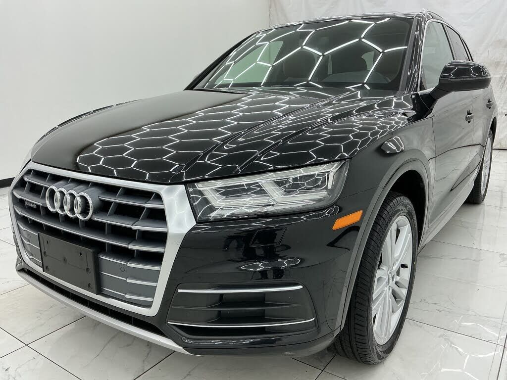2020 AUDI Q5