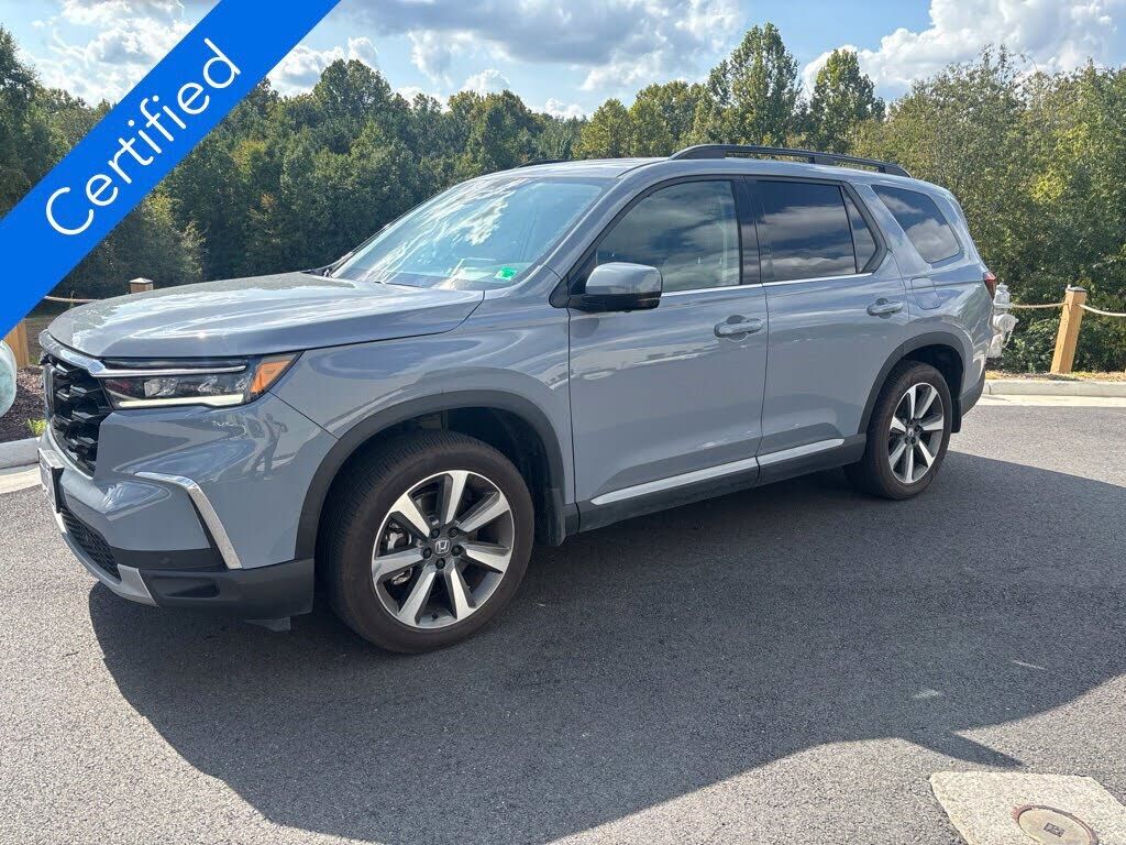2025 HONDA Pilot