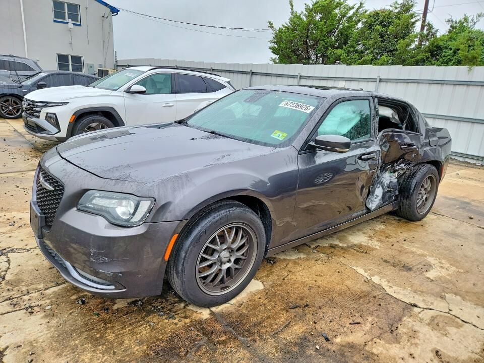 2015 CHRYSLER 300