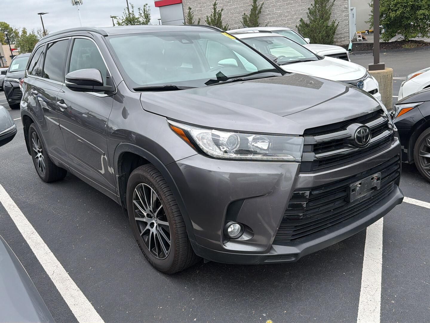 2018 TOYOTA Highlander