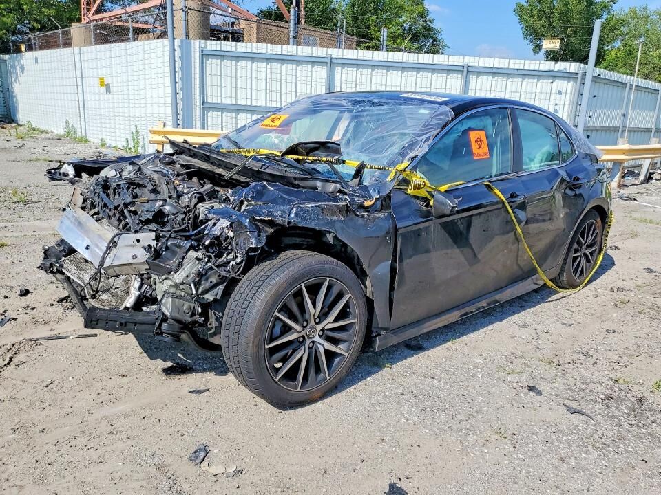 2023 TOYOTA Camry