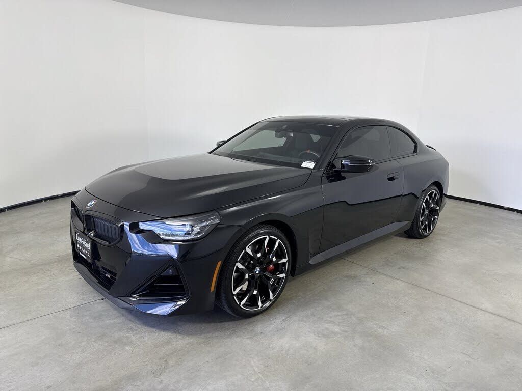 2025 BMW M2