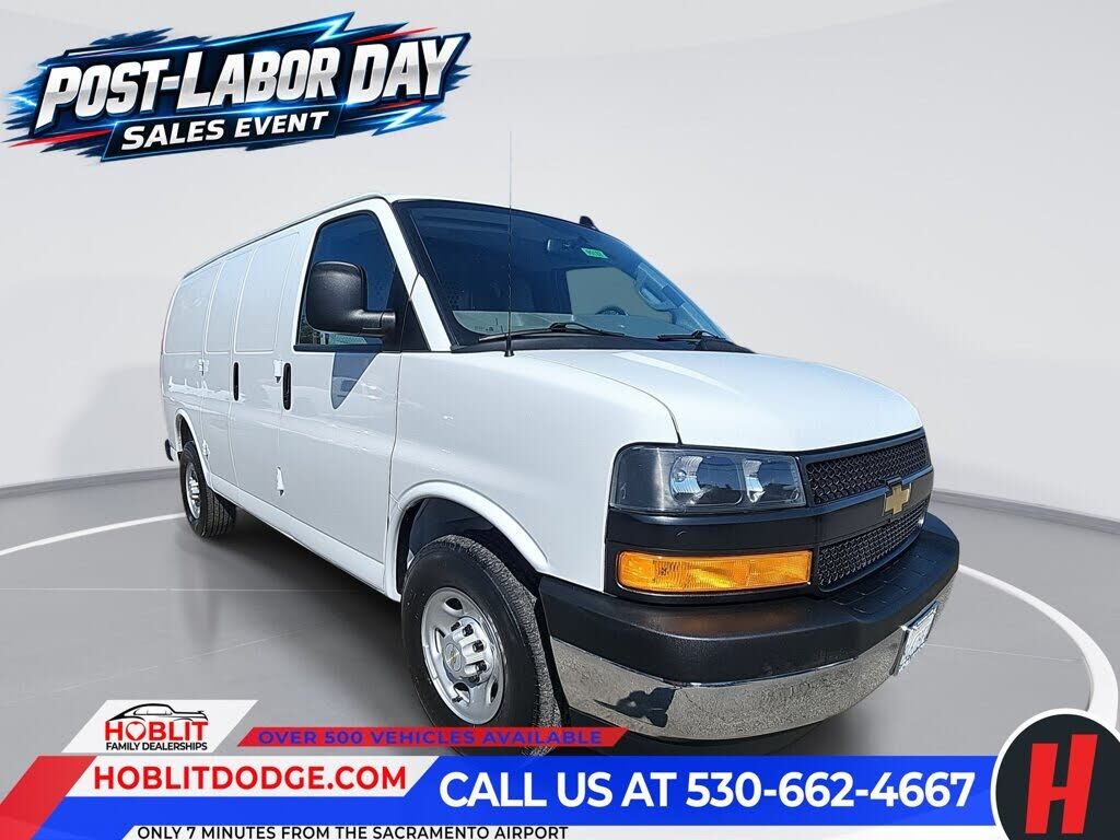 2024 CHEVROLET Express