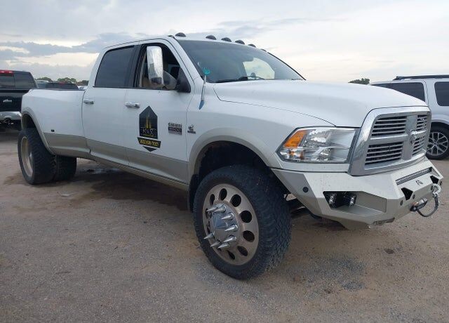 2011 DODGE Ram