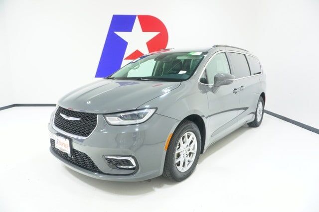 2022 CHRYSLER Pacifica