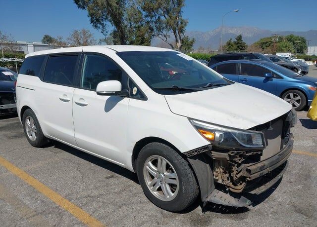 2017 KIA Sedona