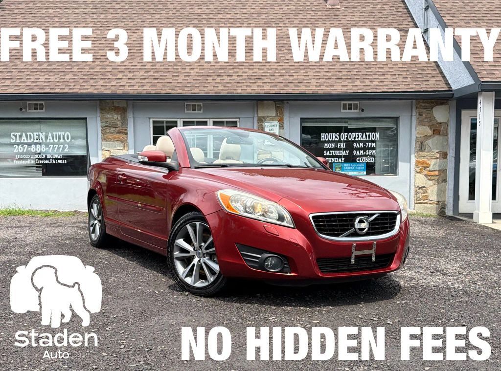 2011 VOLVO C70